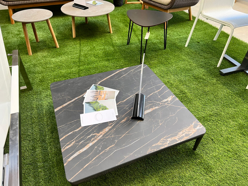 Table basse Modèle LUSIT LOUNGE en Aluminium