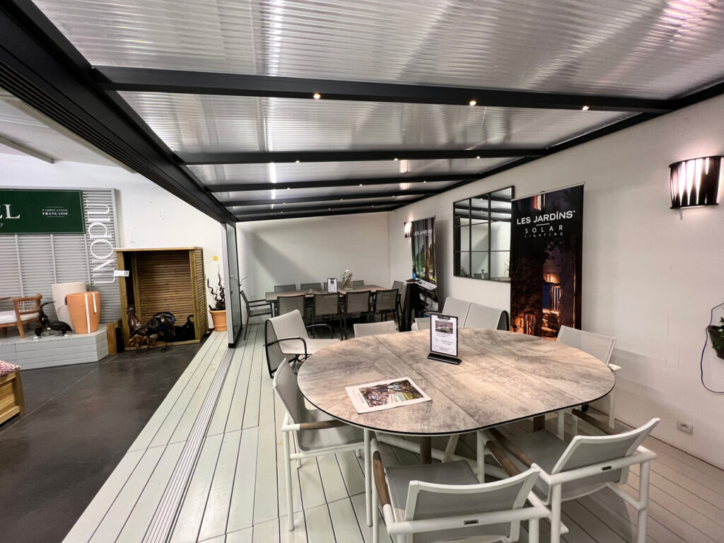 Pergola en Aluminium Grise Anthracite EXPO à toiture en polycarbonate 600 x 350cm