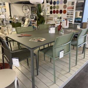 Ensemble Fermob Table CALVI + 4 chaises et 2 fauteuils CADIZ